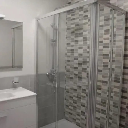 Apartamento Schoene Mit Sonnenterrasse Und Meerblick By Interhome *