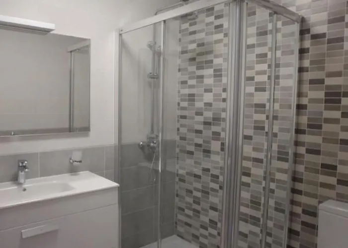 Apartamento Schoene Mit Sonnenterrasse Und Meerblick By Interhome *