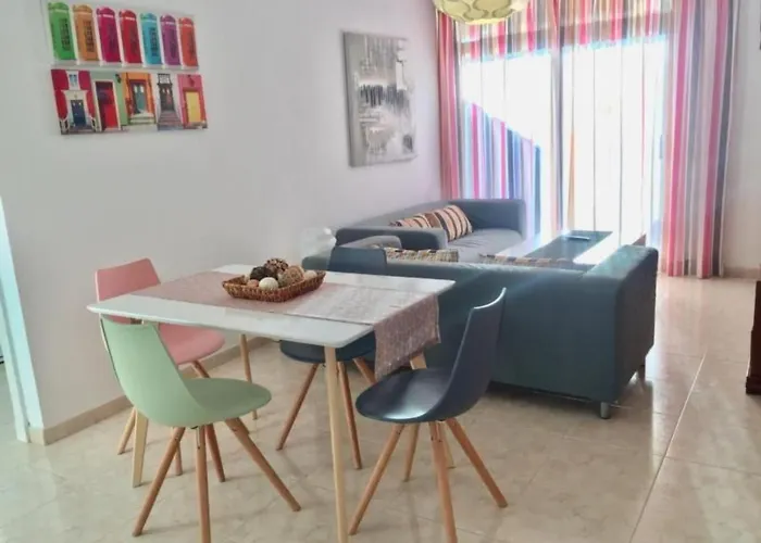 Schoene Mit Sonnenterrasse Und Meerblick By Interhome דירה *