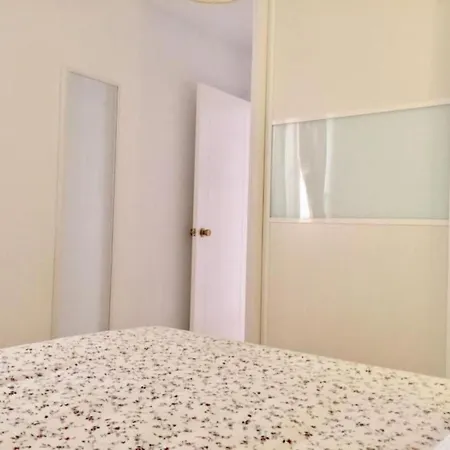 公寓 Schoene Mit Sonnenterrasse Und Meerblick By Interhome